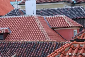 农村屋顶用的“树脂瓦”隔热吗？使用寿命有多久？听听老农的忠告图片