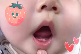 宝宝出牙期很痛苦，多半是辅食营养“掉队”，如何帮娃度过出牙期图片