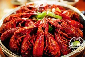 南昌女子吃4斤小龙虾后，全身酸痛屋里，她说：朋友也有同样症状图片