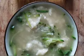 霜降后吃萝卜，一咬嘎嘣脆，萝卜烧汤红烧几分钟就搞定美味图片