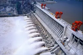 为什么我国的三峡大坝，几乎每年都要“停运”一段时间？图片