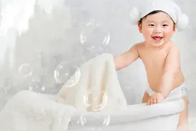 重庆满月照上门拍摄一定要注意这些，不要让宝宝遭罪图片