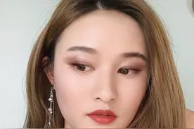 纳艾森榉木落地衣架，带你享受舒适的生活图片