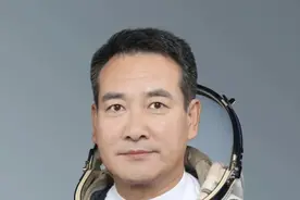 齐齐哈尔名人，名气较大的是航天员翟志刚、刘伯明和艺人沈腾图片