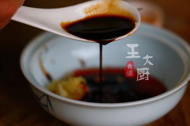 鸡爪可以这样做，豉汁蒸鸡爪，简单省事又好吃，用来下酒很不错