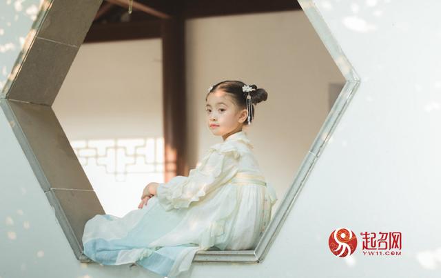 ��ʫ����Щ�������������֣�һ����һ����