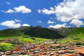 东方瑞士郎木寺，最纯真的寺庙与古镇，世间最后一处梵天净土图片