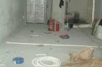 地砖铺了一半了，不满意该怎么办图片