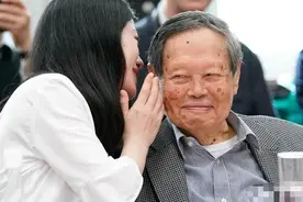杨振宁对翁帆说：“将来我不在了，我赞成你再婚”！翁帆回了13字图片