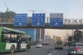 7公里耗时40多分钟，武汉南进城为何这么难图片