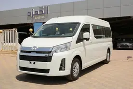 实拍新款丰田海狮，2.8T动力+双侧滑门，预售16万，真霸气图片