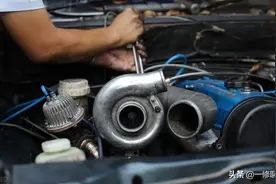 涡轮增压车型跑完高速后，马上熄火会伤车？听听修理工的意见吧图片