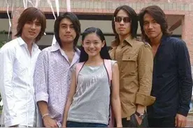 F4一千零一夜晚会再聚首，19年的青春回忆，归来仍是顶级男团图片