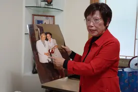 李玲：42岁主动请缨筹办报纸，湖南首届十佳记者中唯一女性图片