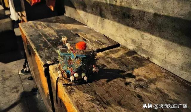 北京名人戏曲旦角化妆包头视频