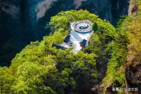 【幽韵崆峒】 楼头倚剑接崆峒图片