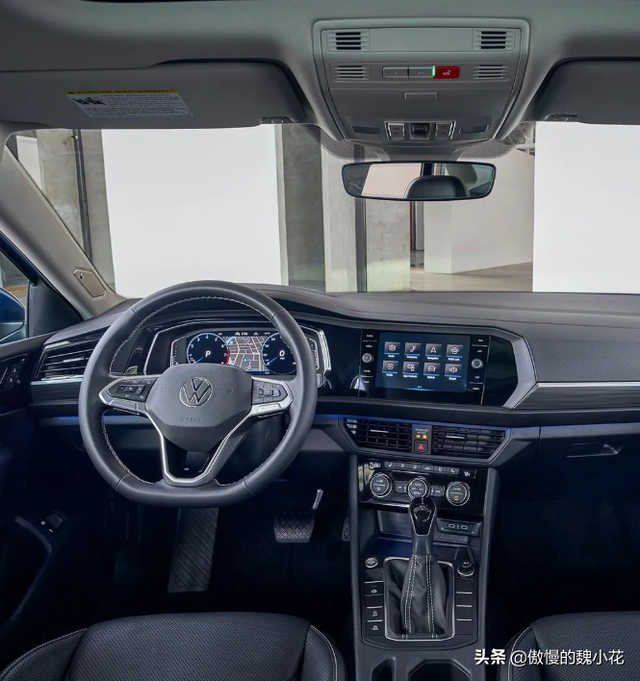 又被大众圈粉了！海外版“新捷达”现身，内饰比帕萨特还喜人