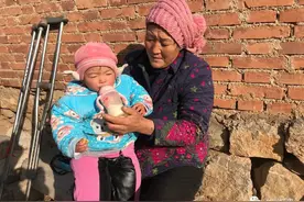 54岁得千金！父亲聋哑、母亲患病！靠她撑起这个家图片