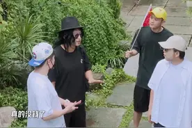 《哈哈哈哈哈》节目注水惹吐槽，穷游设定太假，穿帮镜头层出不穷图片
