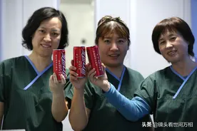 暖心祝福语出现在可口可乐罐上，为抗“疫”英雄加油助力图片