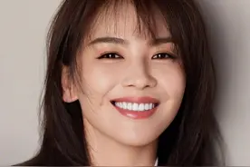 千金难买美女一笑图片
