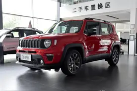 吉普的小巧SUV，油耗更低更好停车还便宜了，实拍自由侠图片