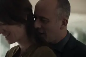 《家怨》中年危机男主杀了人还娶了被害者的妻子，走上人生巅峰图片