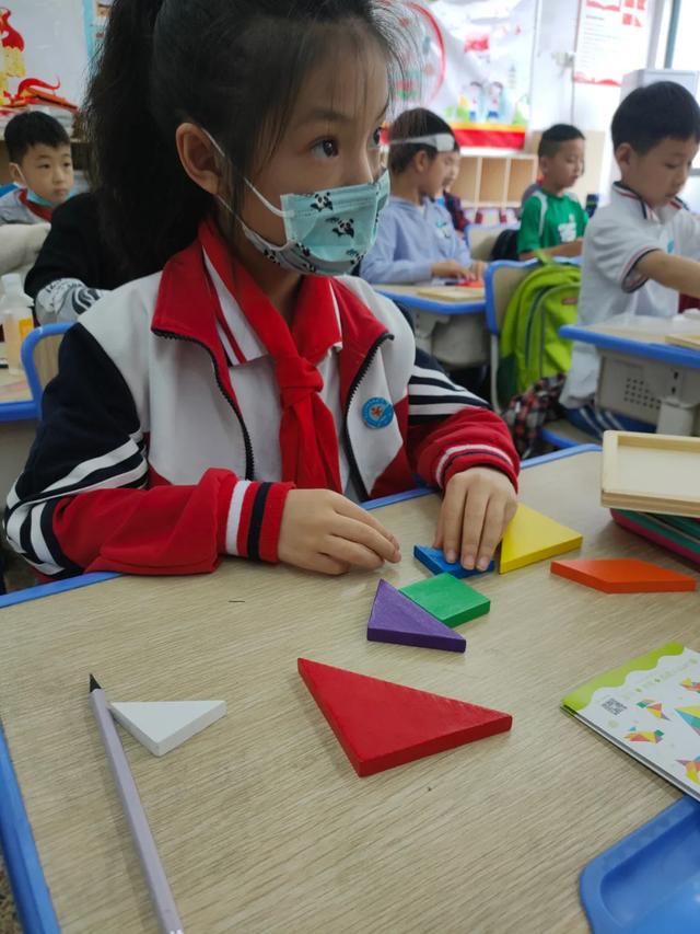 超长魔尺攻略（浙江省绍兴市蕺山中心小学将数学游戏融入数学教学中）