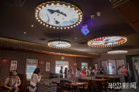 畅饮之余寻找更多好去处！醉美“胭脂巷”，三千美酒等你来图片