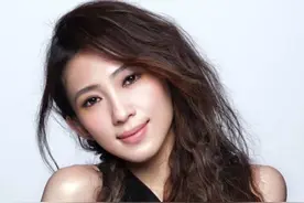 歌坛“才女”戴佩妮：36岁下嫁穷小子，如今的她过得怎样了？图片