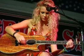 美国甜心我只爱一个，Taylor Swift图片