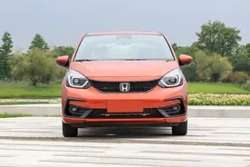 第四代飞度上市，最低配无扬声器，你买我推荐，换我会买吗？图片