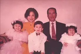 “赌王”何鸿燊，娶4位妻子，花14亿打11年续命针，人生太过传奇图片