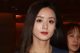 为什么你老是浮粉、脱妆？找对原因才能打造持久“伪素颜”图片