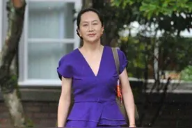 出街穿香奈儿背爱马仕，孟晚舟的优雅与自信，一般人还真模仿不来图片