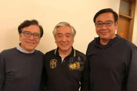 三兄弟三个姓氏，尔冬升、秦沛、姜大卫，感情为何那么深？图片