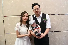 香港著名男星被曝与粉丝妻子离婚，结束两年婚姻，因丑闻被封杀图片