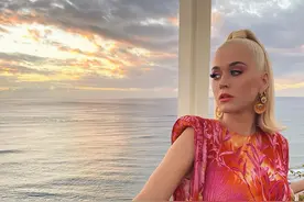 力挺武汉，加油中国！水果姐今日真人出镜为武汉加油图片