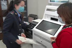 “工商自助服务一体机”正式投用！在建行，一天就能办营业执照！图片