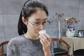 曦瓜入门老枞水仙，果火香型汤色橙红图片