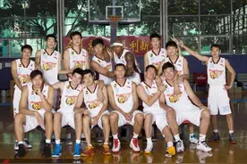 爱得越深，恨得越久，朱旭航与广东宏远队的爱恨情仇，至今还有恨图片