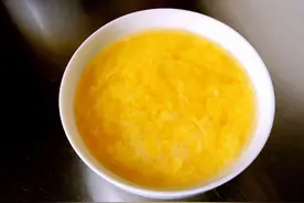 “开水冲鸡蛋”滴香油，喝了有什么益处？医生：建议了解一下图片