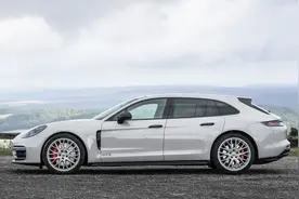 这三台新车或许代表着男人的一生图片