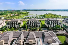 一线临湖前庭后院还有70年产权，“鄂旅投书院世家澜院”打造四层别墅空间图片