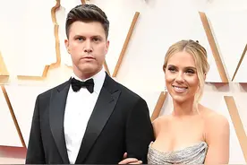 35岁斯嘉丽秘密结婚，喜剧演员终抱美人归，“寡姐”第三次婚姻图片