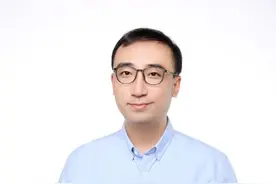 带你“变学霸”的李永乐老师图片