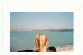虽未爱对，但我不悔。图片