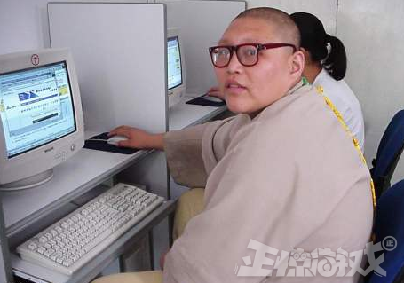 中国第一家网吧有多牛？20年前1小时就要20元，美国总统亲自考察