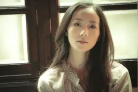女孩通过一个冰淇淋看透两个男人的品性，不是穷和富这么简单图片
