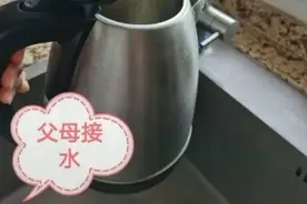 三代人的接水方式，看到了我们的“危机”图片